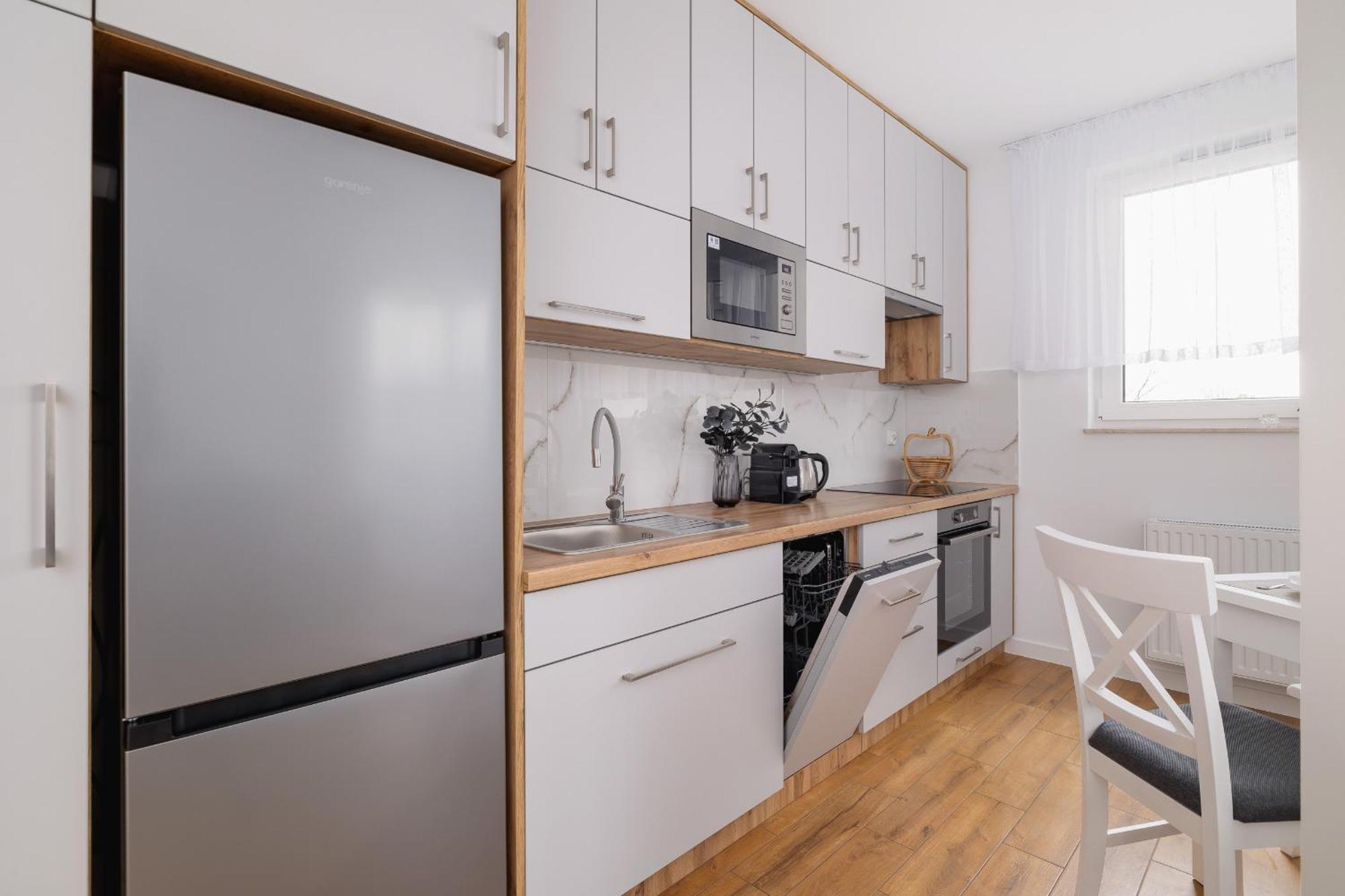 Modern Apartment With Parking Near Tauron Arena By Rent Like Home Cracóvia Exterior foto